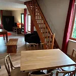 Les Lavandieres De 4*