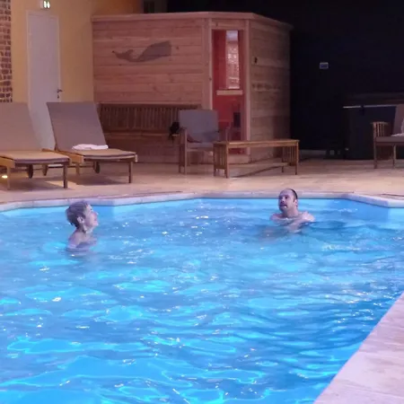 Les Lavandieres De Hotel 4*