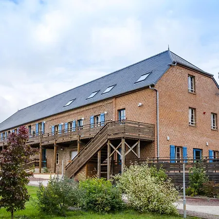 Les Lavandieres De Hotel 4*