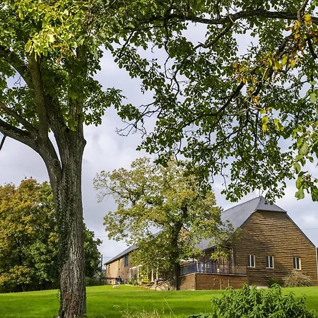 Les Lavandieres De Hotel 4*