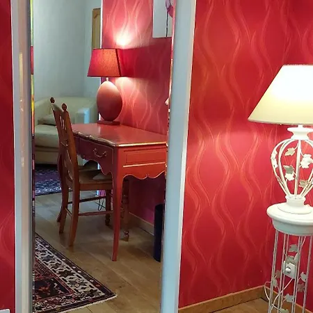Hotel Les Lavandieres De - A