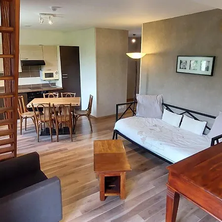 Les Lavandieres De Hotel 4*