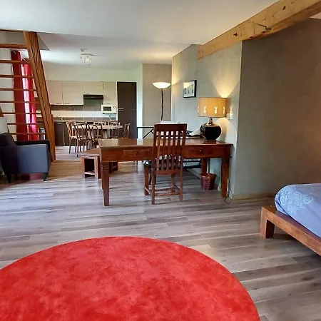 Les Lavandieres De - A Hotel