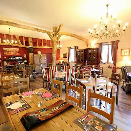 Les Lavandieres De Hotel