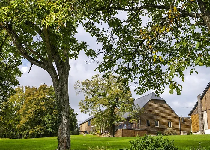 Les Lavandieres De Hotel 4*