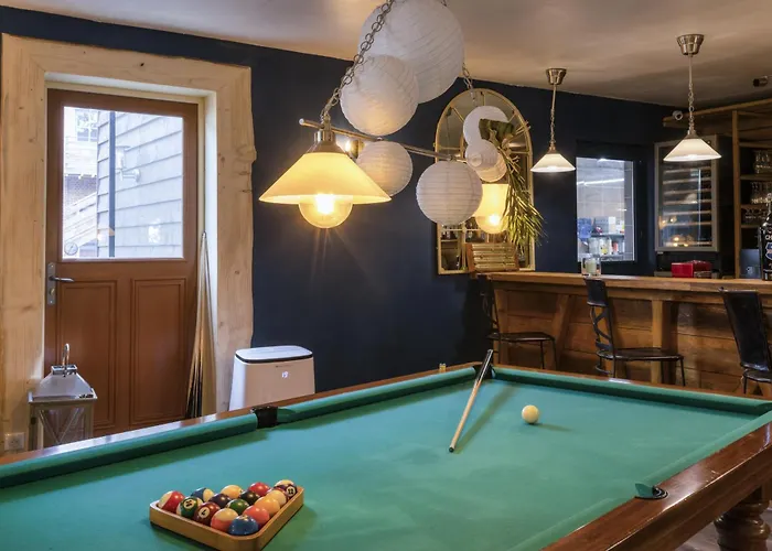 Les Lavandieres De Hotel